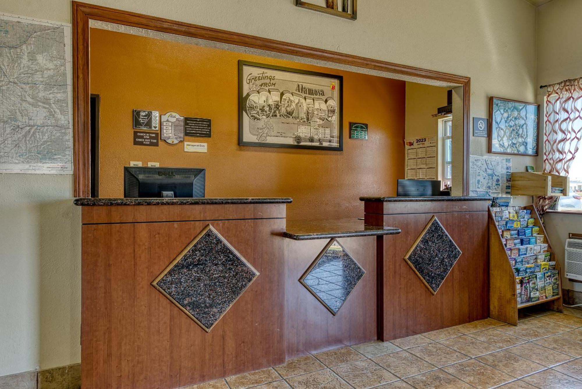 Super 8 By Wyndham Alamosa Motel Exterior photo