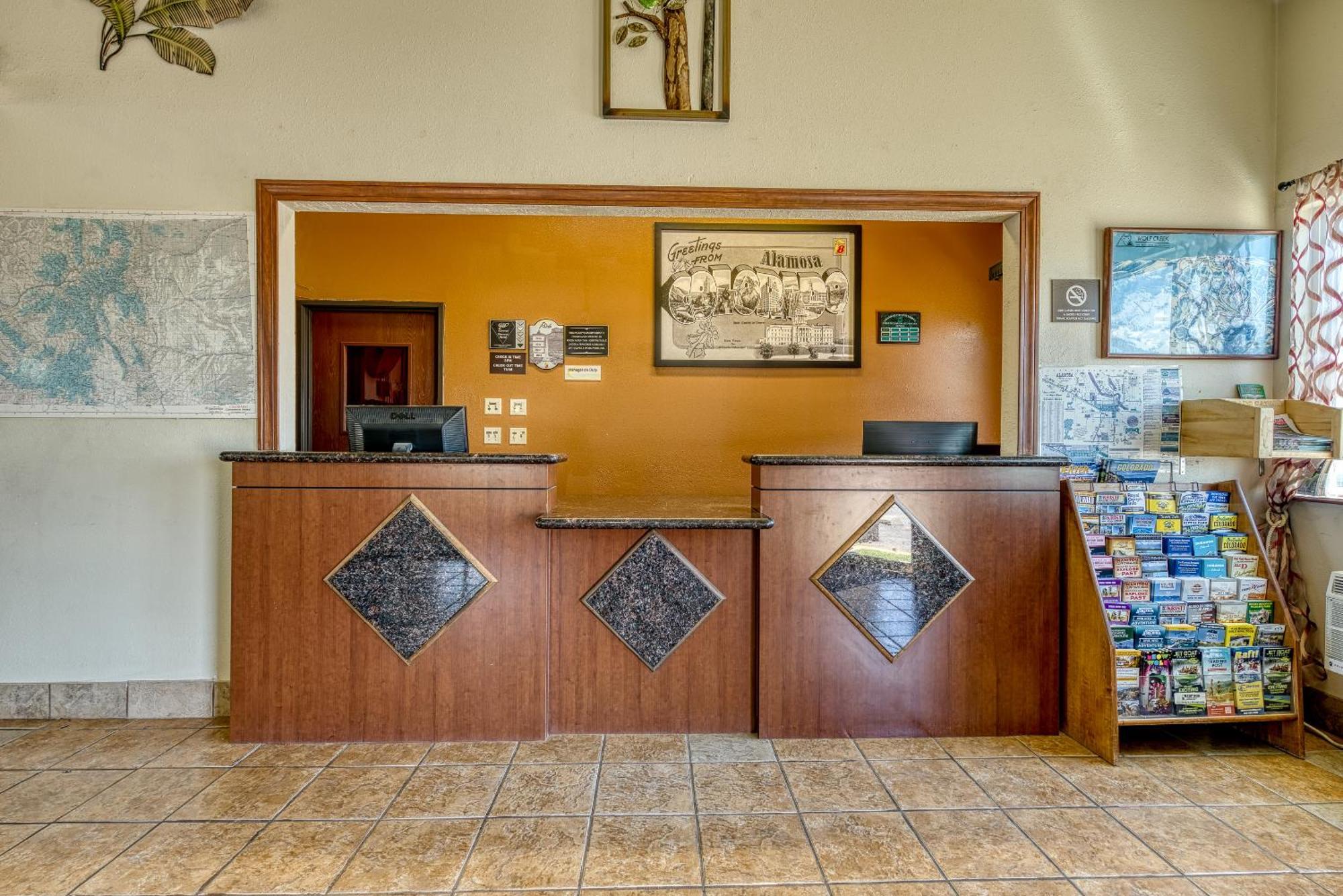 Super 8 By Wyndham Alamosa Motel Exterior photo