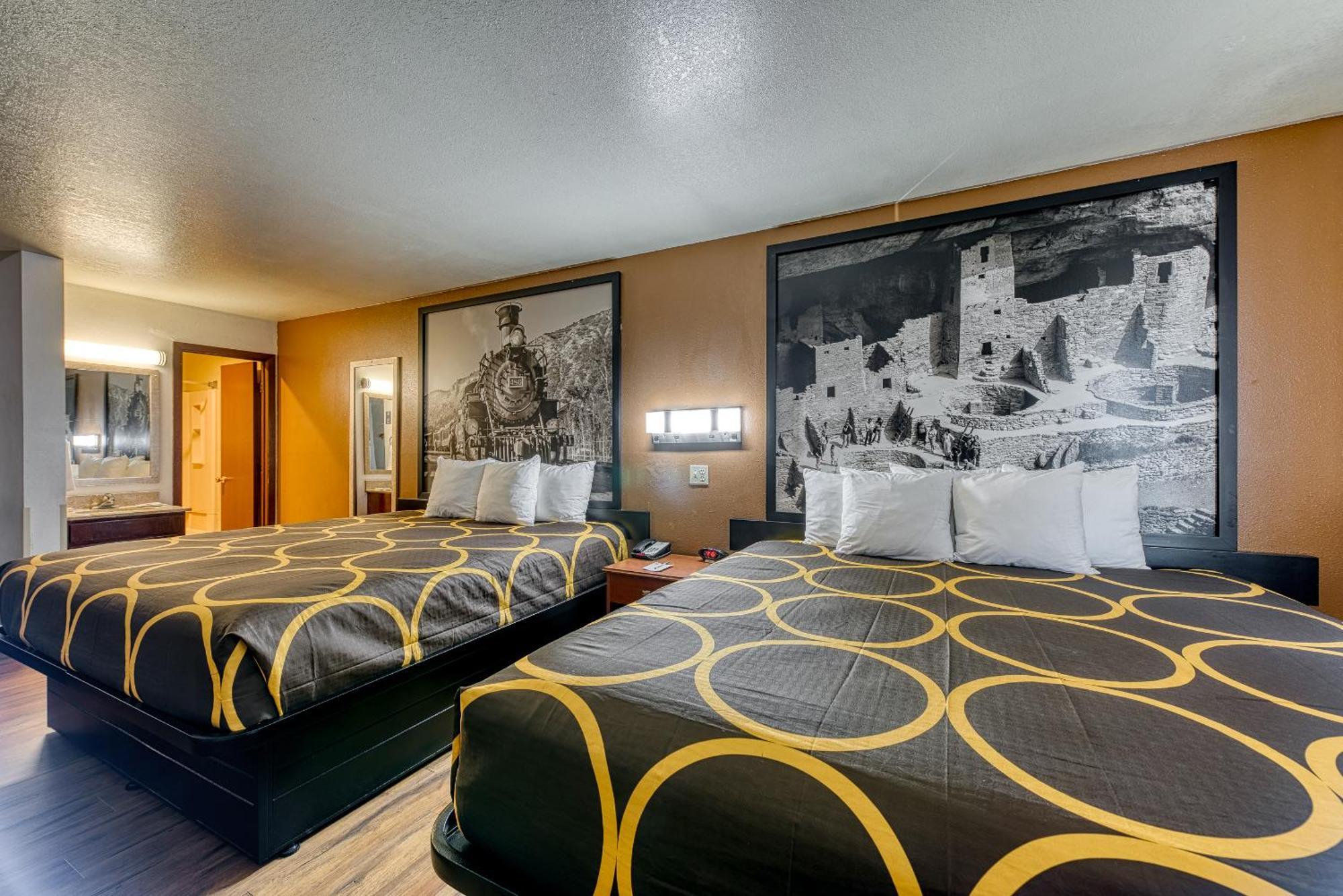 Super 8 By Wyndham Alamosa Motel Room photo